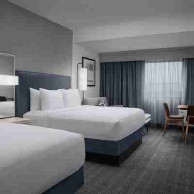 Courtyard Dallas Addison/Quorum Drive Rooms
