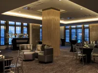 Renaissance Cincinnati Downtown Hotel Hotels near Freedom Center