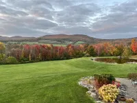 Stunning Views, Beautiful Year Round! And just a short drive to the slopes.