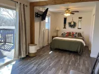 Cozy home with great outdoor space to relax, bbq or play with your fur baby.