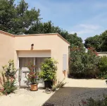 Gîte sous le Chêne Vert / Ideal for cyclists and hikers / Free private parking
