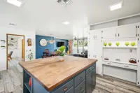 Rancho Redondo - Mid Century Home near The Wigwam Resort, Stadiums with Pool