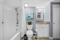 Sophisticated Waterfront Condo near all the sun & fun!