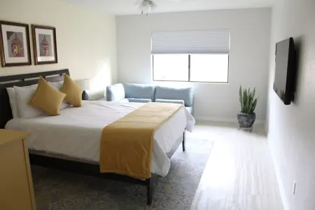 No Better Location! Be in the center of it all