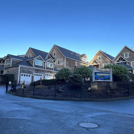 Ocean Front View in a Gated Community: Newly Updated/Added Bedroom