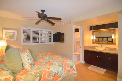 OCEANFRONT Ground Floor 2bd/2ba Unit with Amazing Ocean Views & A/C