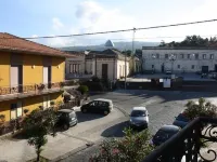 Federica House between Etna and Sea<br>CIR 19087035C247931 CIN IT087035C24EA59N8R Hotéis em Piedimonte Etneo