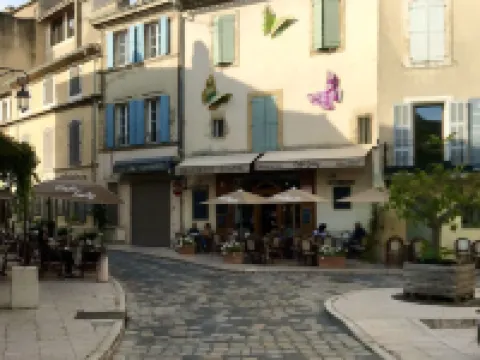 Village house in the center of Lourmarin Hotels in Lourmarin