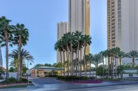 PENTHOUSE! TOP FLOOR  MGM Signature !STRIP and MSG Sphere VIEWs! no resort fee!