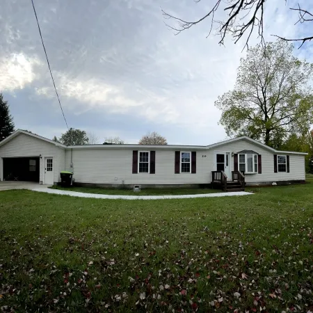 Vacation Delight-Two blocks from boat launch, park, beach and popular Newman St.