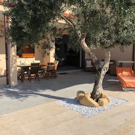 Gli Ulivi, Luxury Villa with private heated swimming pool, Jacuzzi, free WI-FI