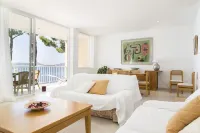 Beautiful apartment on the seafront Hotels in Port de Pollenca