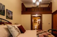 Welcome to our Romantic Country Getaway nestled on a treed 10 acres.