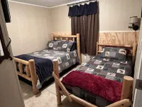 Plum Crazy Appalachian Resort on Atv Trail by Waterfalls, 17mi to Norris Lake. - Wifi