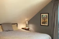 Adorable newly built 1-bedroom guesthouse with Sauna