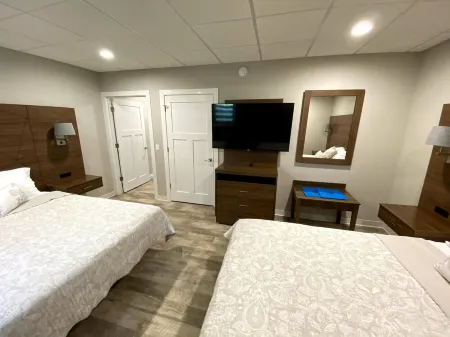 Fairway Lodge-Rome Away From Home- 5 minutes to Sand Valley