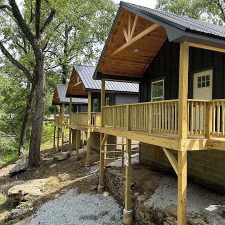 Griffen Mill Properties Cabin #8 by Waterfall in Salem Al with WiFi, AC