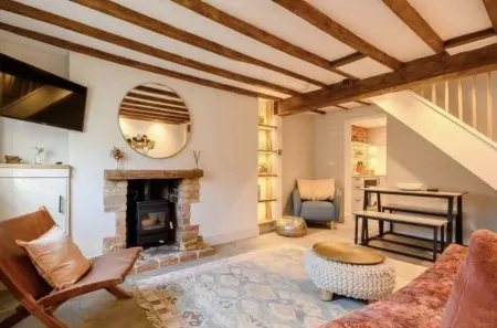 SpringCottage  in the Cotswolds lovingly restored period property & pet friendly Отели рядом с достопримечательностью «Langdale»