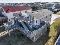 Ocean Views -Dog Friendly- 3rd Row From The Beach