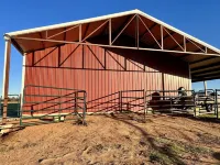 Barndominium on Gorgeous Ranch! - Homestays