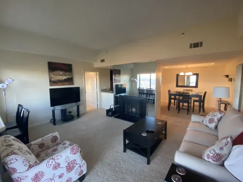 Seventh floor Mountain View condo.