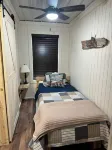 New! Cozy Cabin 4/Lake Hartwell/Green Pond Lndg/Broyles Landing/Covered Shelter