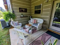 Townsend Peaceful Side Smoky Mountains Near Cades Cove Hip Vintage Condo