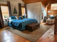 Experience Louisiana, Cabin on Bayou Petite Anse, centrally located in Acadiana