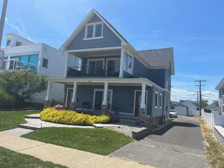 Ocean view vacation house