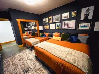 Black Pearl Lodge @ DeGray. Small event venue or fun family getaway!