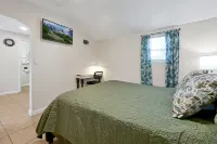 "The Gateway Studio" Private Minimalist Escape in the Heart of Tampa