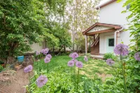 Near Redrocks and Downtown - Urban Farm and Garden Cottage Hotels near A Touch of Colorado
