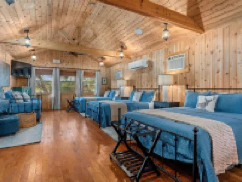 Frio Riverfront Home with Bunk House! Hotels in Real County