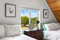 Elegant Birdhouse Cabin with 🔥Heated🔥 Cowboy Pool