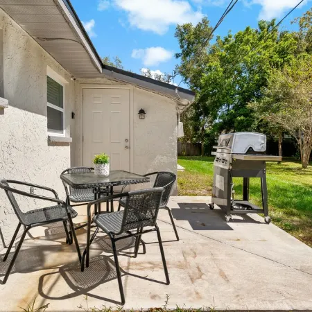 Newly Renovated Apt in Stunning Safety Harbor!