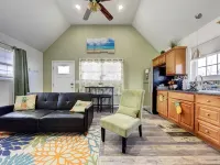 Keansburg! Your Beach Home! Pet Friendly. Hotels in Keansburg