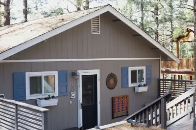 Cozy house in Kachina Village, Great view and great location for day-trips.