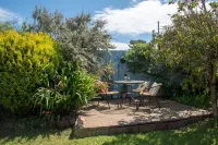 3 minutes drive to Abereiddy & the blue lagoon. Hotels in Llanrhian