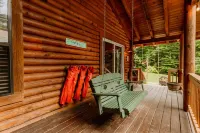 Secluded Cabin getaway-Hot Tub/AC/cable by Pforge