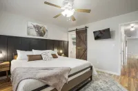 Charming 3bed/2 bath near Gathering Place, Riverparks and Downtown