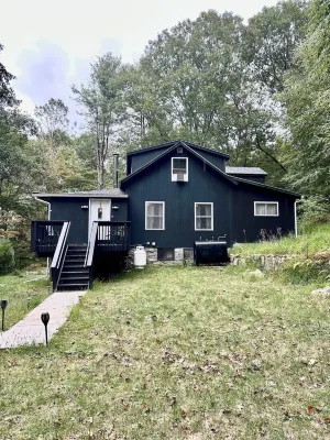 "Country outside the city " 3 bedrooms 2 full bathrooms