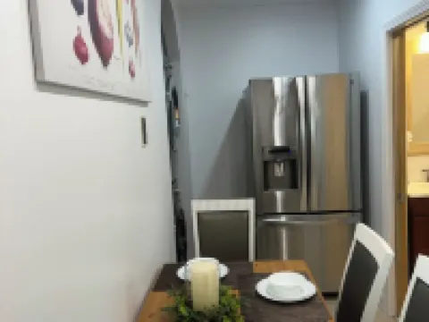 Charming Townhouse 12 minutes to Boston Hotels in Watertown