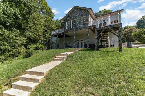 Lakefront Retreat on Lake Norman