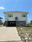 10% off weeklong  stays booked now. Clean & charming oceanfront  home with view