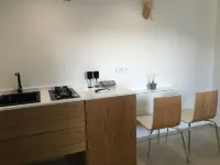 Dependance in Villa 7 km from Cefalù near the sea with garden and services.