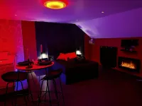 Love Room Avec Jacuzzi Hotels in Le Val-d'Ajol