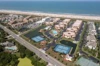St Augustine Beach Condo steps from the beach!