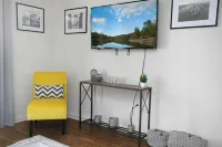 Peaceful Extended Stay - Pool & Gym