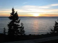 Aldernest Den - Mount Desert Island/Acadia -walk across the lawn down to shore