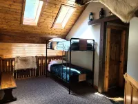 Private Cabin on Beautiful River! Enjoy the popular Paiute ATV Trail.
